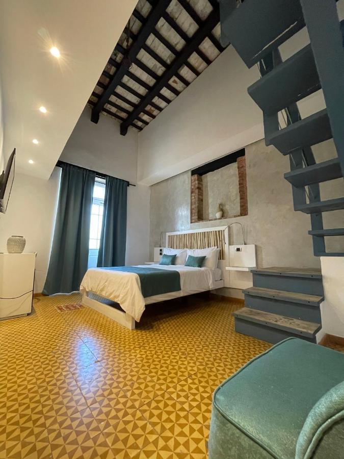 Mosquito Boutique Hotel Zona Colonial Санто-Доминго Экстерьер фото
